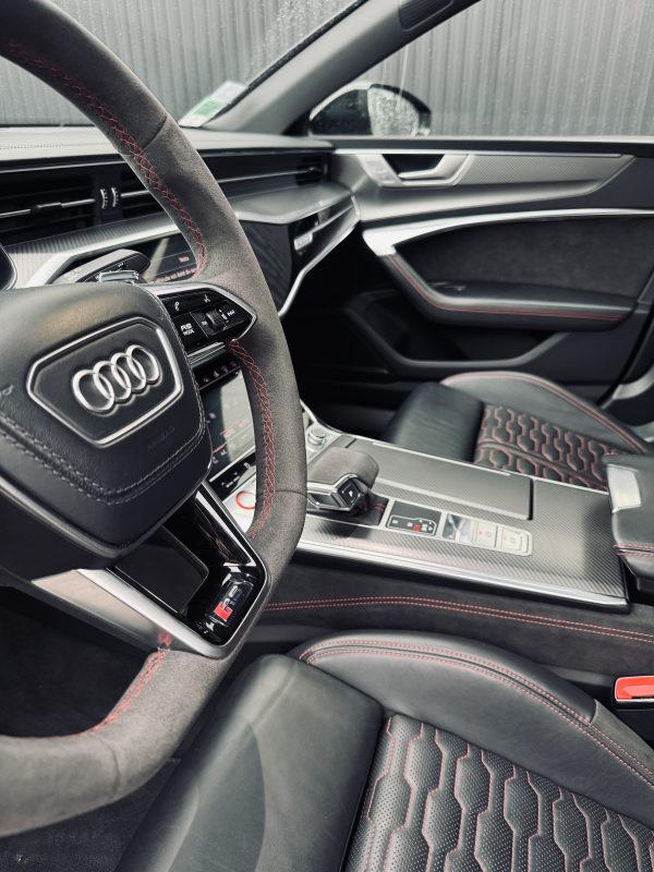 volant noir en cuir et alcantara audi RS7