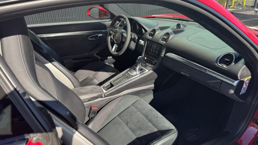 Porsche Cayman 718 GTS