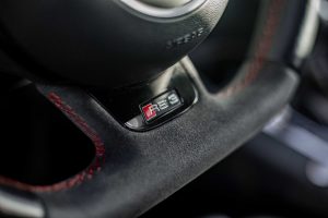 volant en cuir alcantara noir audi RS3