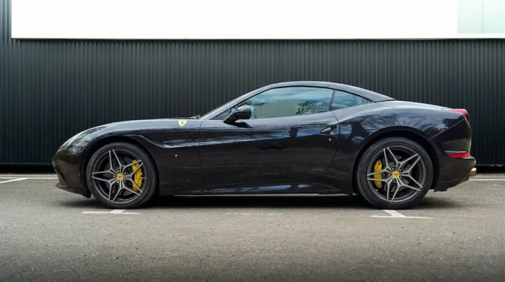 Ferrari California T