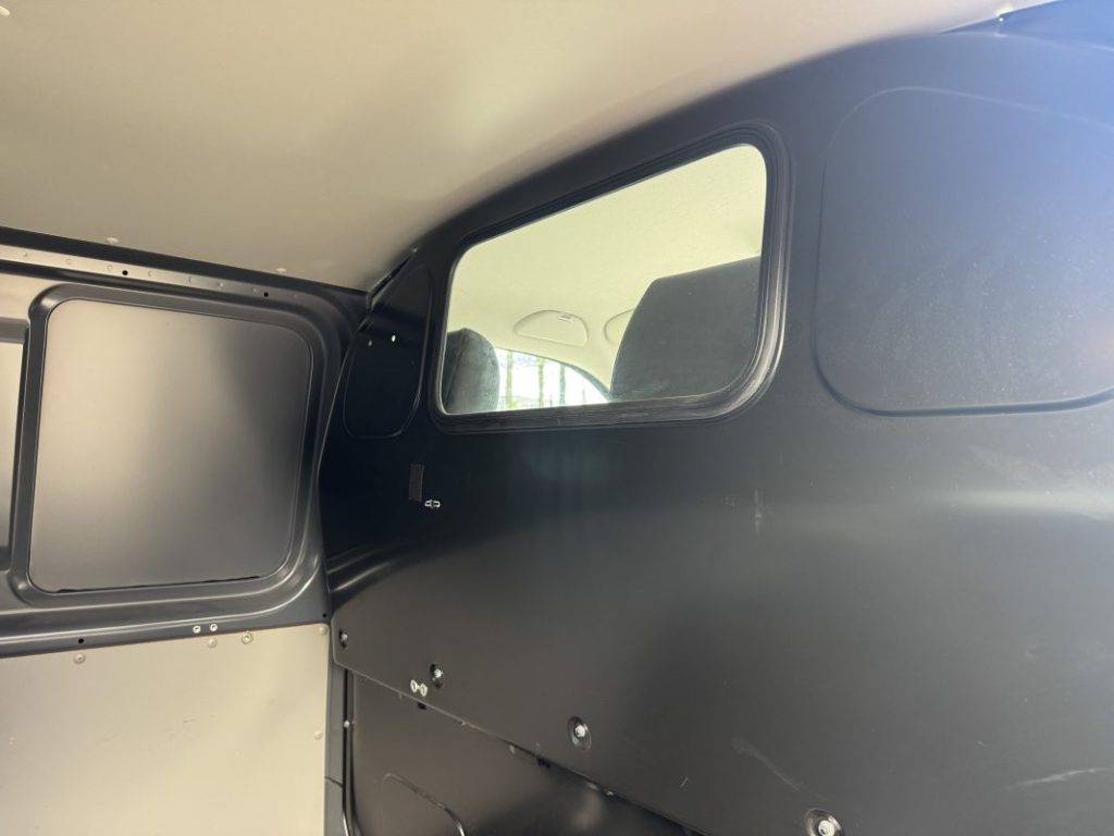 Volkswagen Transporter T6 L2H1 Long