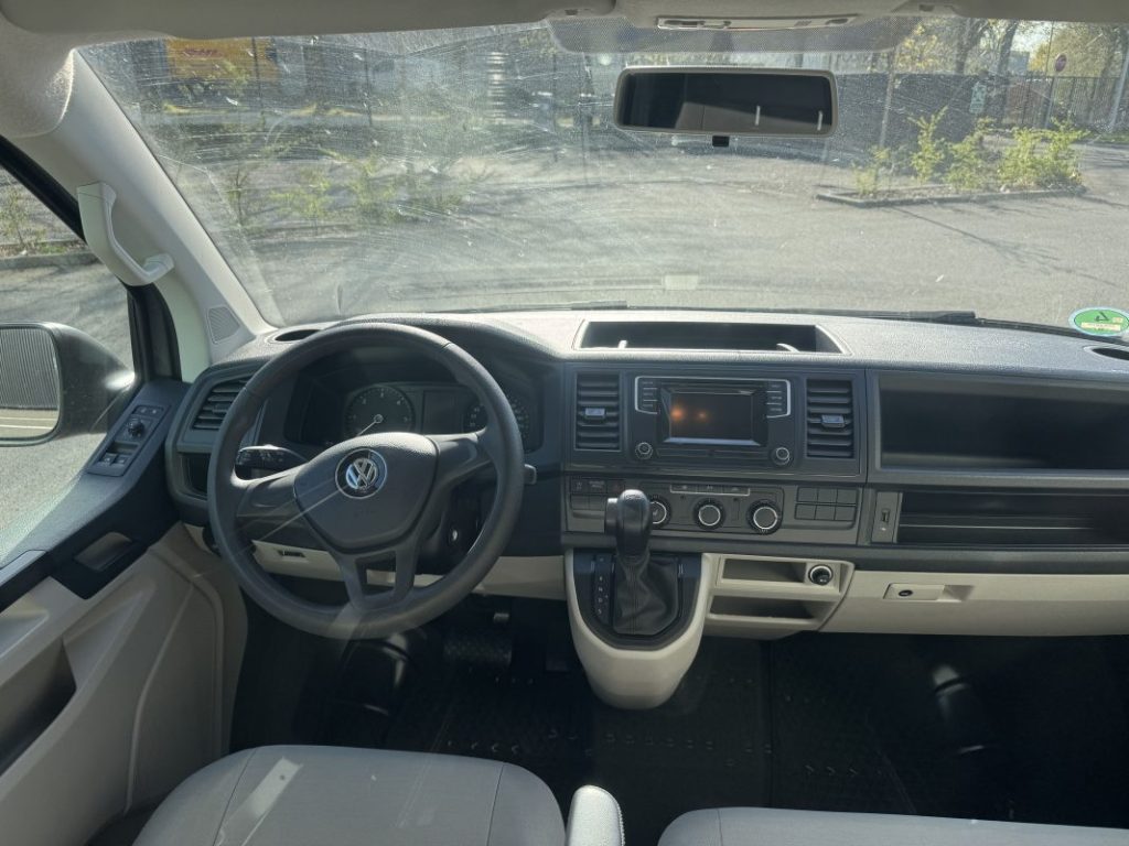 Volkswagen Transporter T6 L2H1 Long
