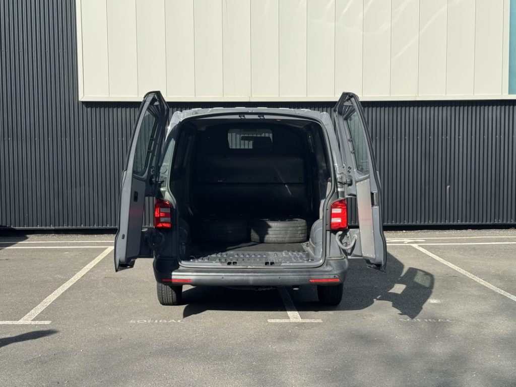 Volkswagen Transporter T6 L2H1 Long