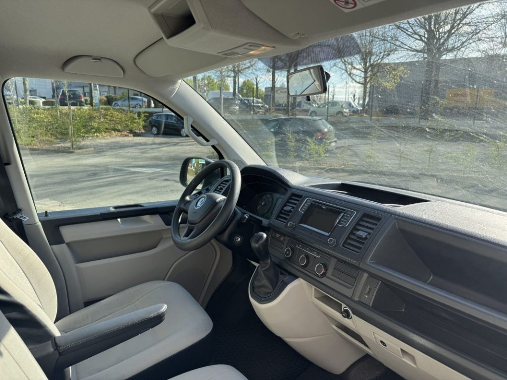 Volkswagen Transporter T6 L2H1 Long