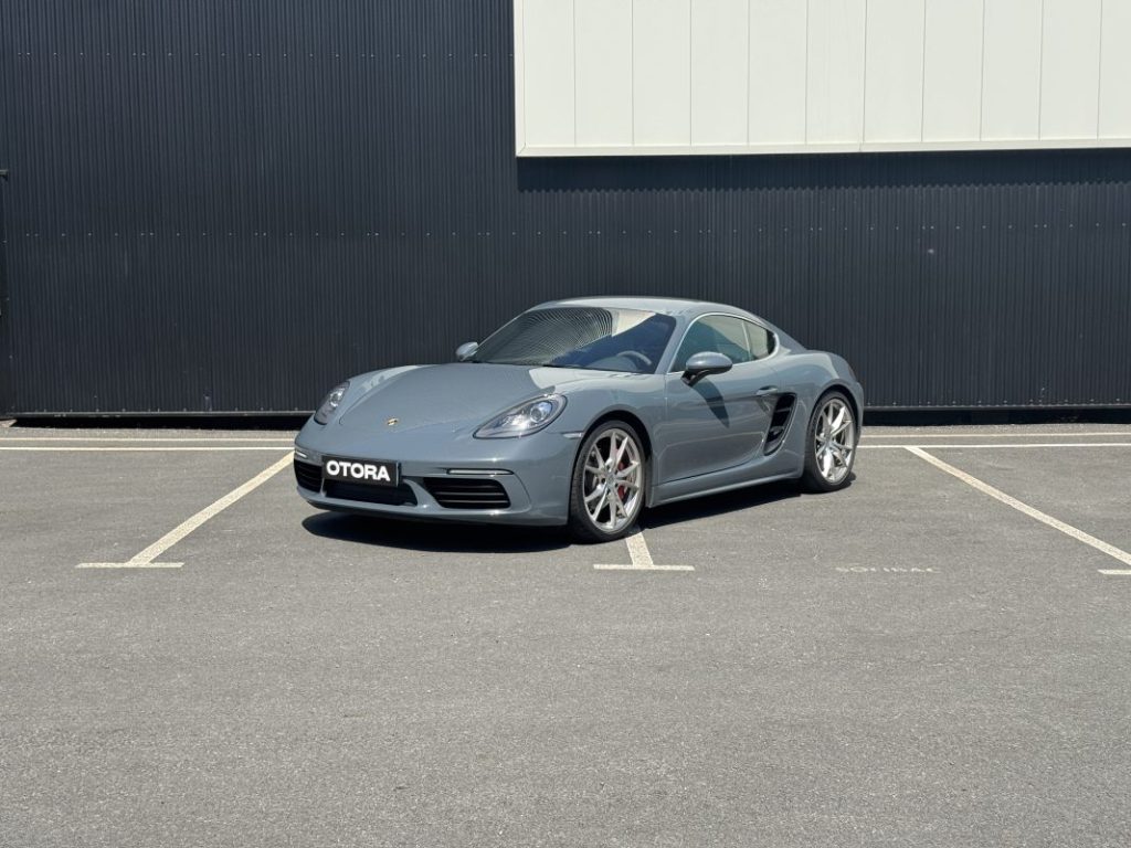 Porsche Cayman 718 S