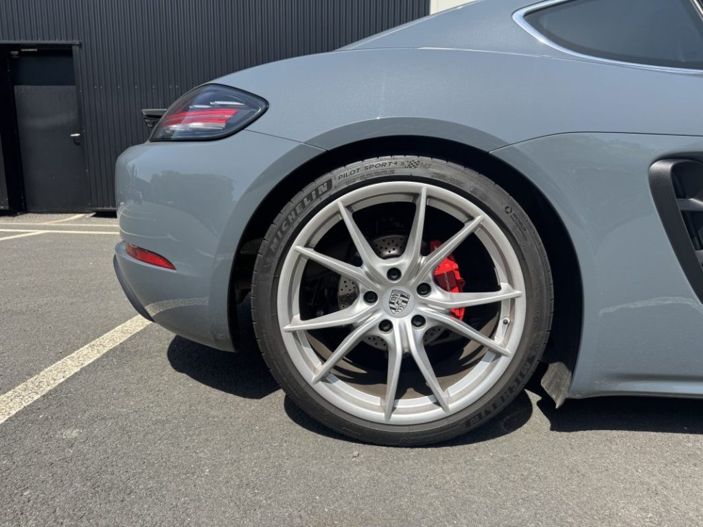 Porsche Cayman 718 S