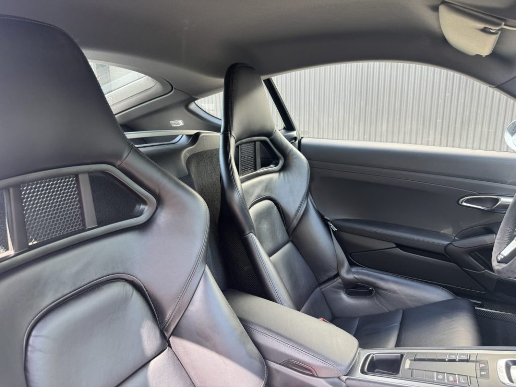 Porsche Cayman 718 S