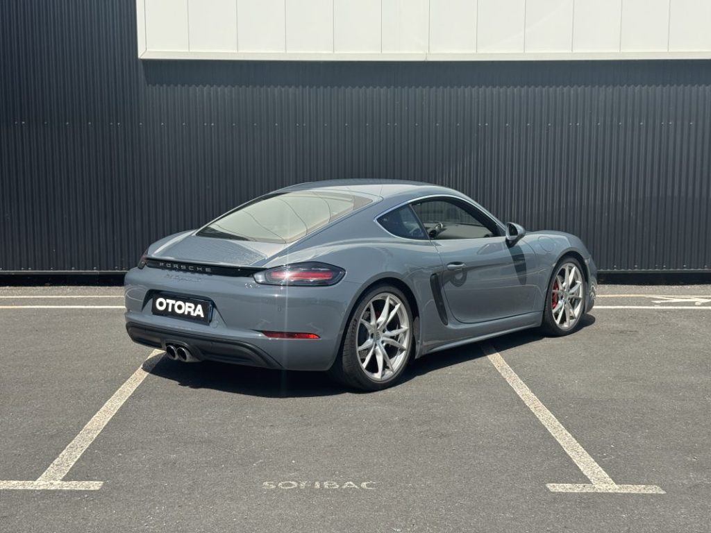 Porsche Cayman 718 S