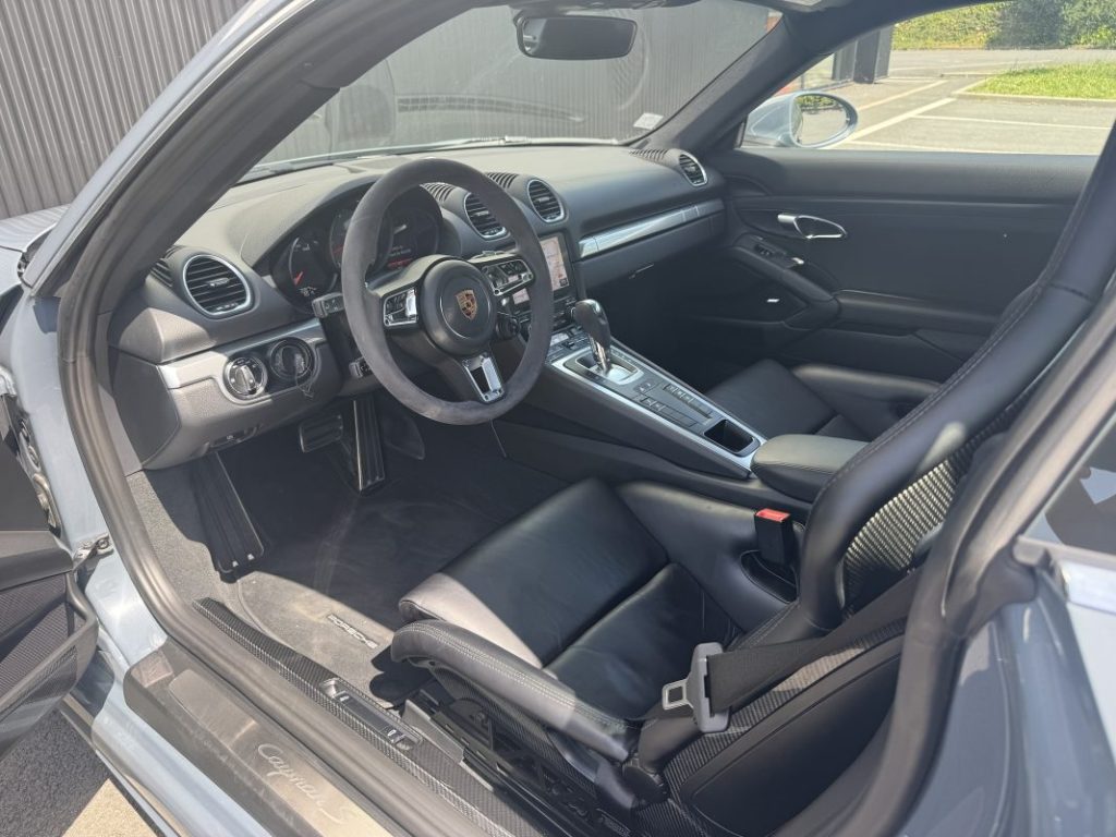 Porsche Cayman 718 S