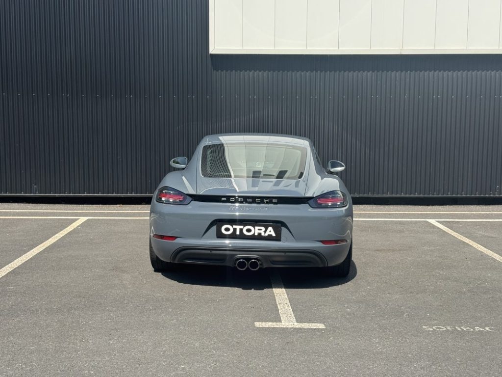 Porsche Cayman 718 S